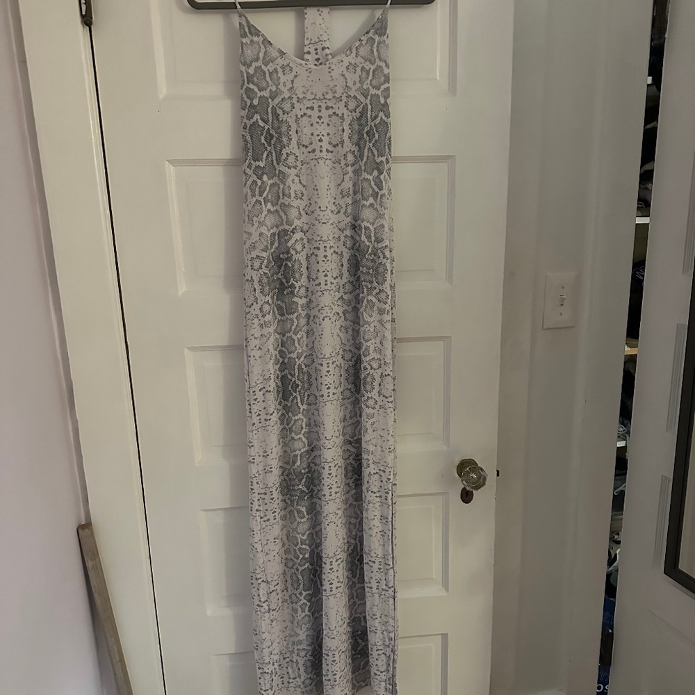 Tarte, animal print long body contour dress